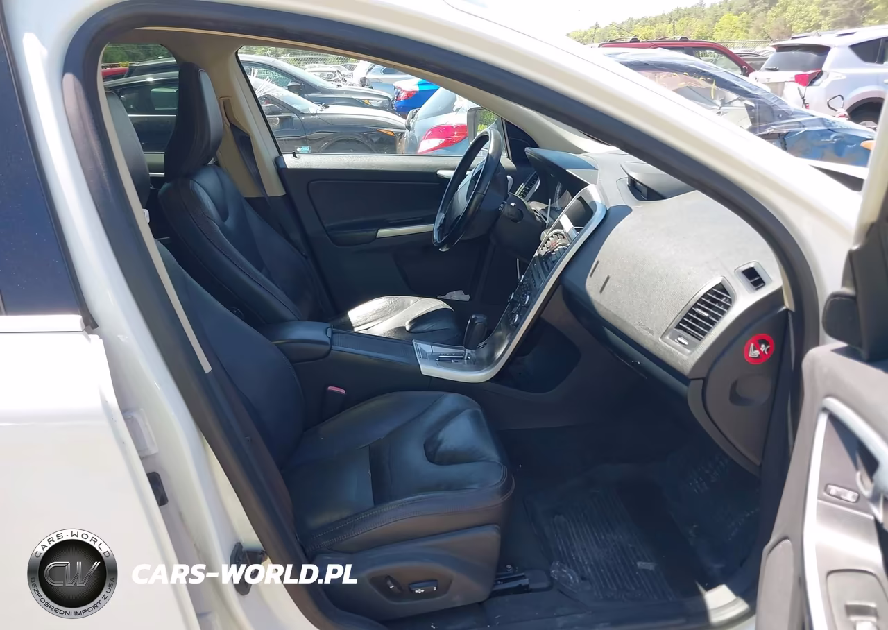 2010 Volvo Xc60 T6-T6 R-Design VIN:YV4992DZ5A2124270 - 5