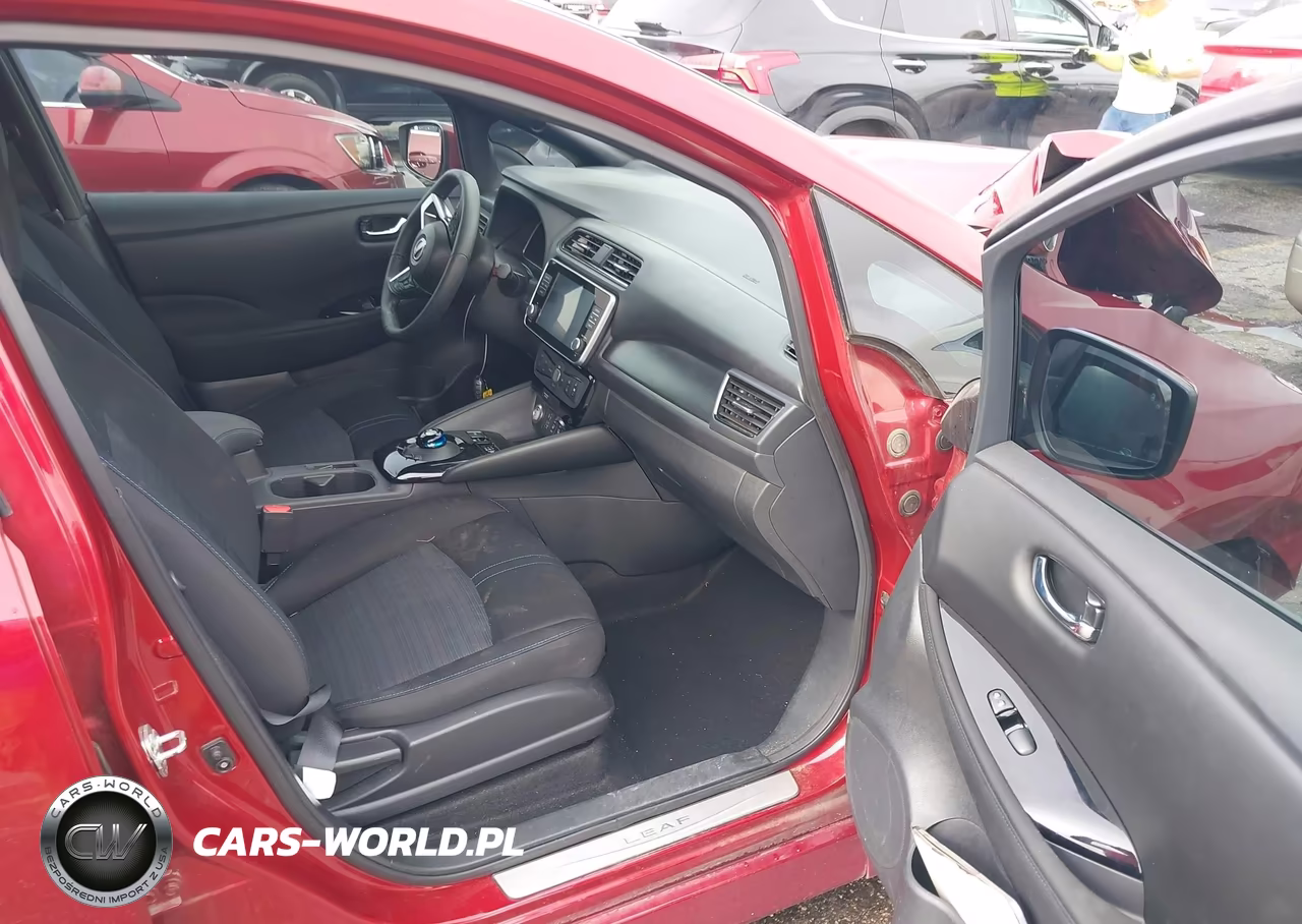 2023 Nissan Leaf Sv Plus 60 Kwh VIN:1N4CZ1CV6PC551662 - 5