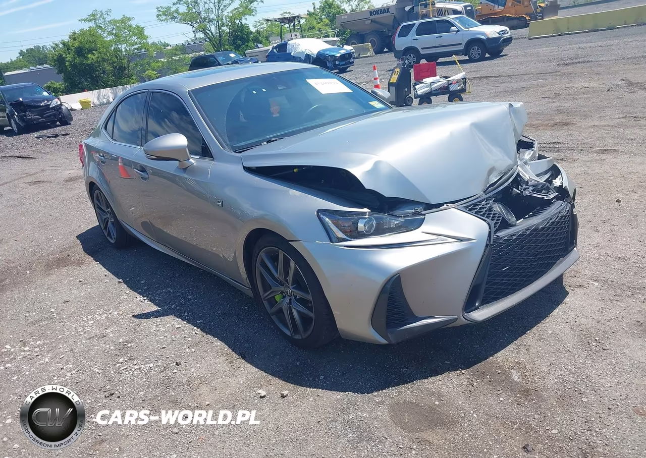 2019 Lexus Is 300 – zdjęcie 1 z 16