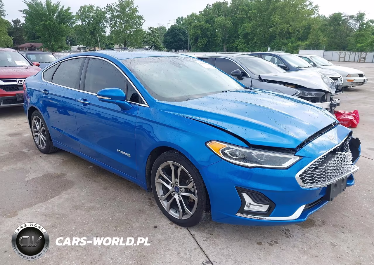 2019 Ford Fusion Hybrid Titanium – zdjęcie 1 z 19