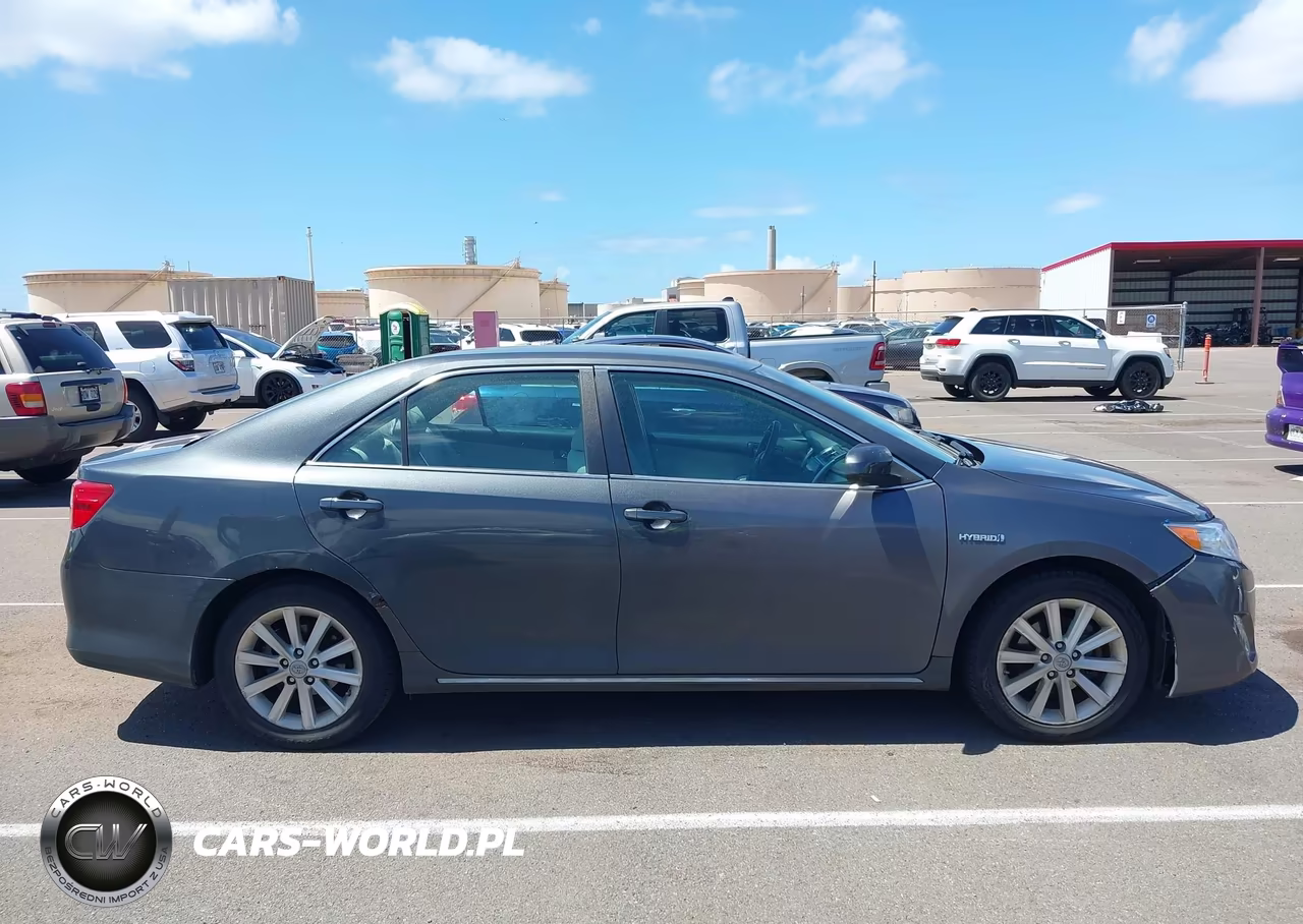 2013 Toyota Camry Hybrid Xle VIN:4T1BD1FK0DU064139 - 13