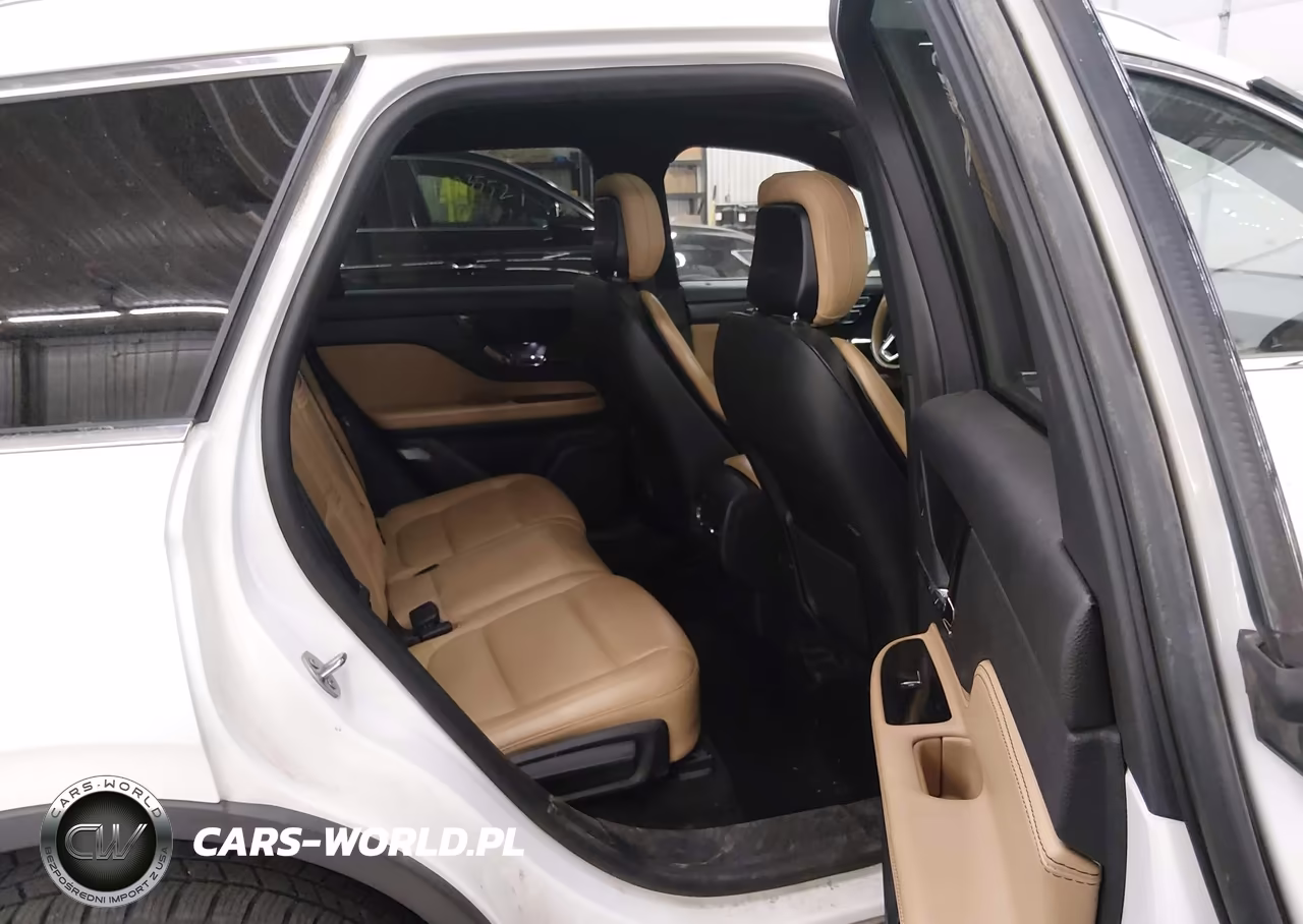 2020 Lincoln Corsair Reserve VIN:5LMCJ2D99LUL18204 - 8