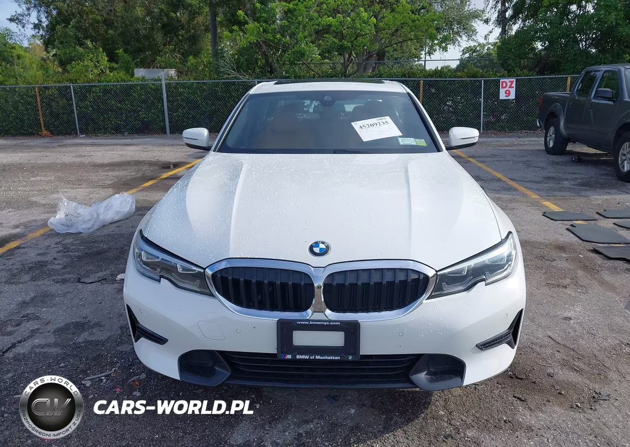 2021 BMW 330I xDrive VIN:3MW5R7J01M8B51232 - 13