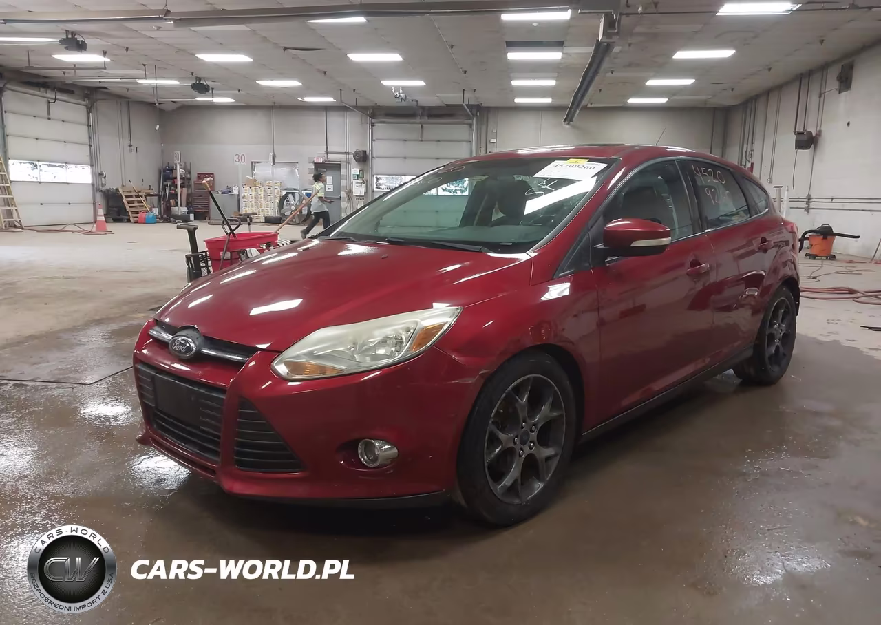 2014 Ford Focus Se VIN:1FADP3K28EL344040 - 2