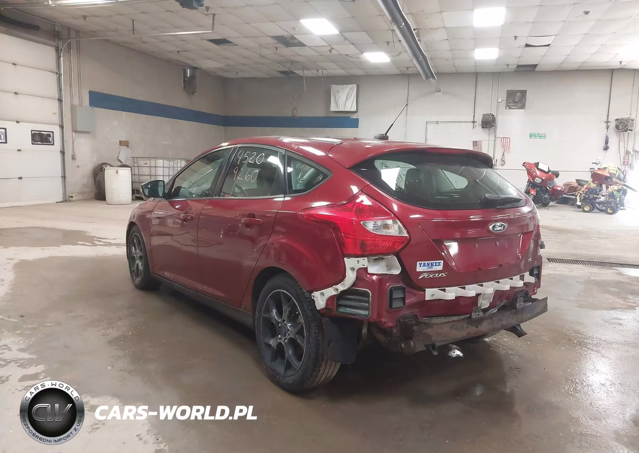2014 Ford Focus Se VIN:1FADP3K28EL344040 - 3