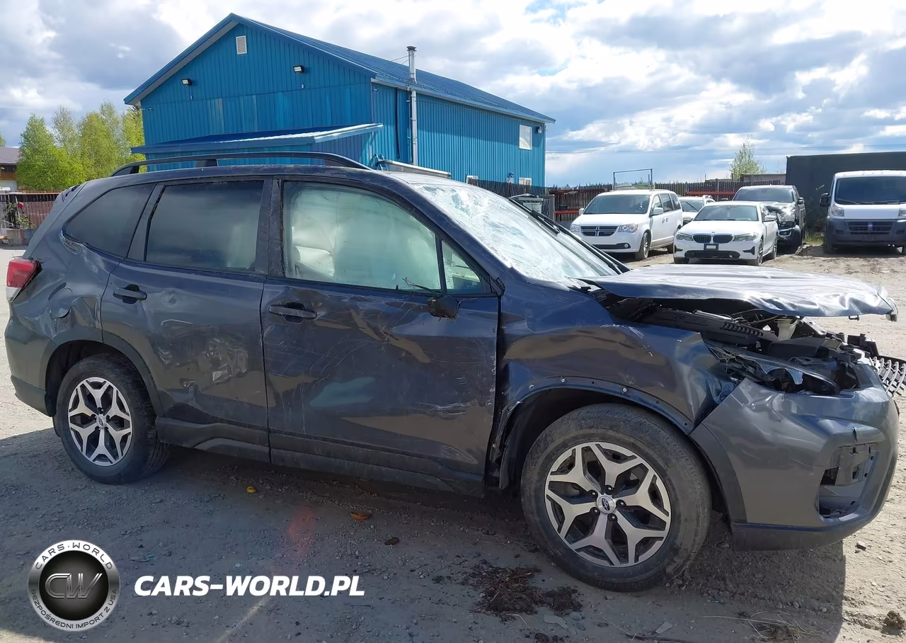 2020 Subaru Forester Premium VIN:JF2SKAJC5LH439252 - 13