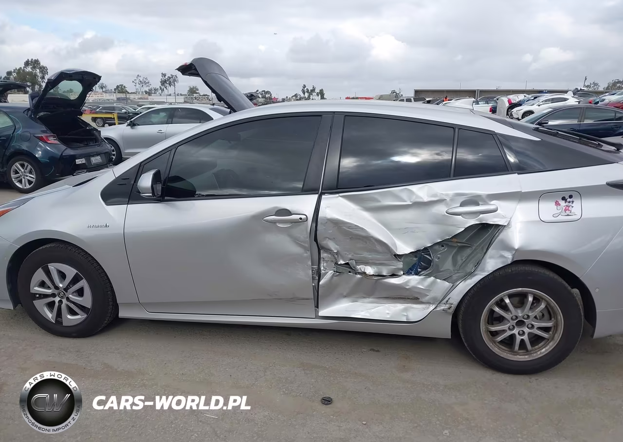 2017 Toyota Prius Two VIN:JTDKBRFU2H3045243 - 14