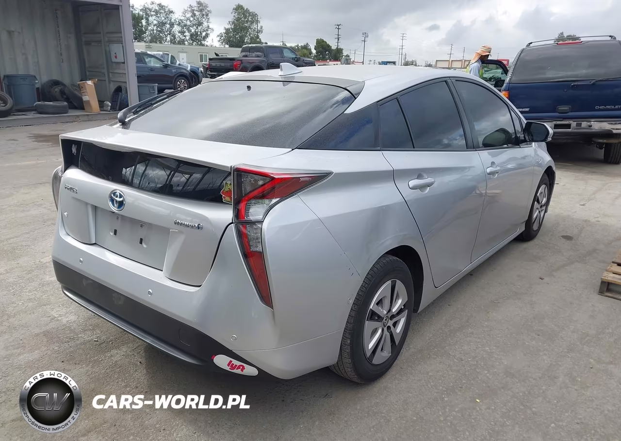 2017 Toyota Prius Two VIN:JTDKBRFU2H3045243 - 4