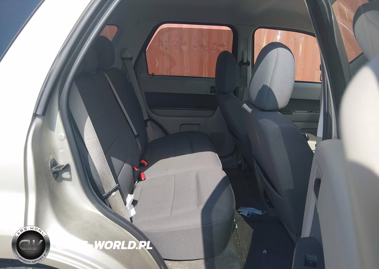 2010 Ford Escape VIN:1FMCU0D76AKA55112 - 8
