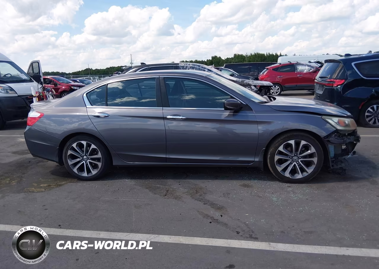 2015 Honda Accord Sport VIN:1HGCR2F58FA207290 - 13