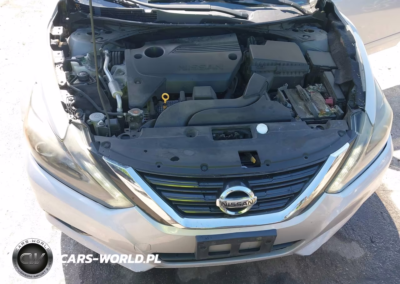 2016 Nissan Altima 2.5 Sr VIN:1N4AL3AP5GC266105 - 10