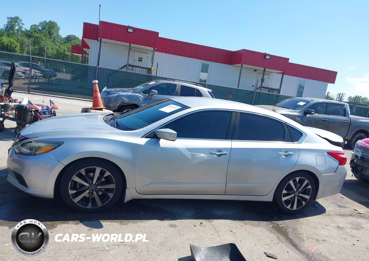 2016 Nissan Altima 2.5 Sr VIN:1N4AL3AP5GC266105 - 14