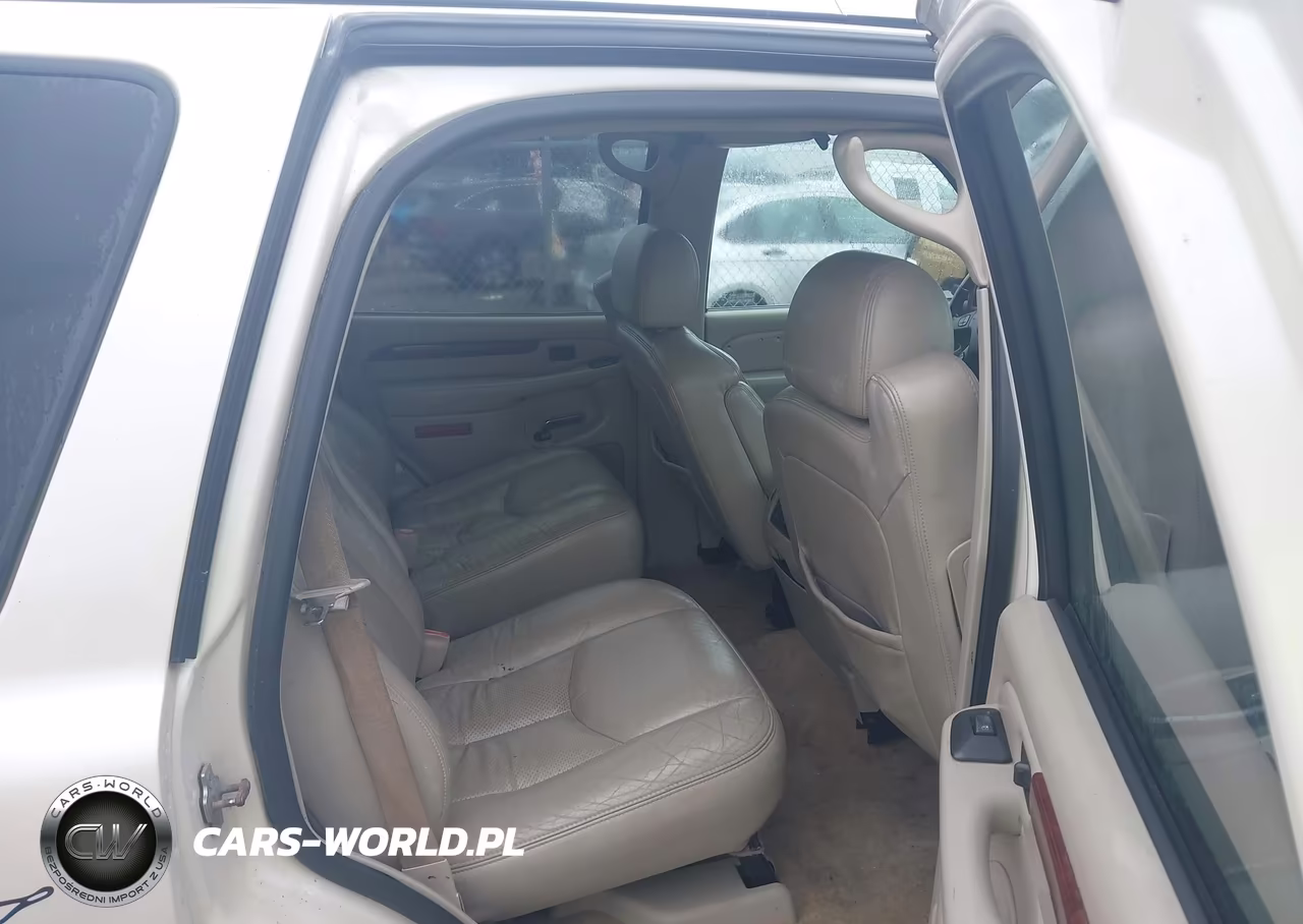 2005 Cadillac Escalade Standard VIN:1GYEK63N95R258413 - 8
