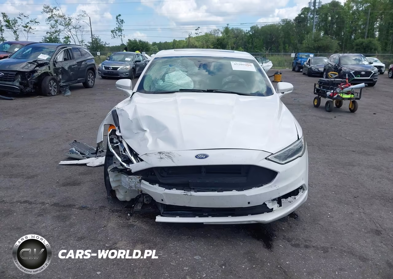 2017 Ford Fusion Platinum VIN:3FA6P0D92HR120608 - 12