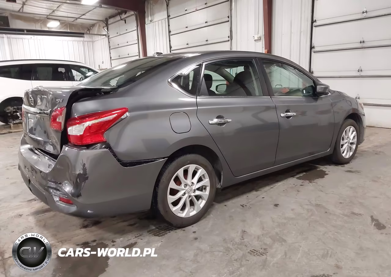 2018 Nissan Sentra S VIN:3N1AB7APXJL618128 - 4