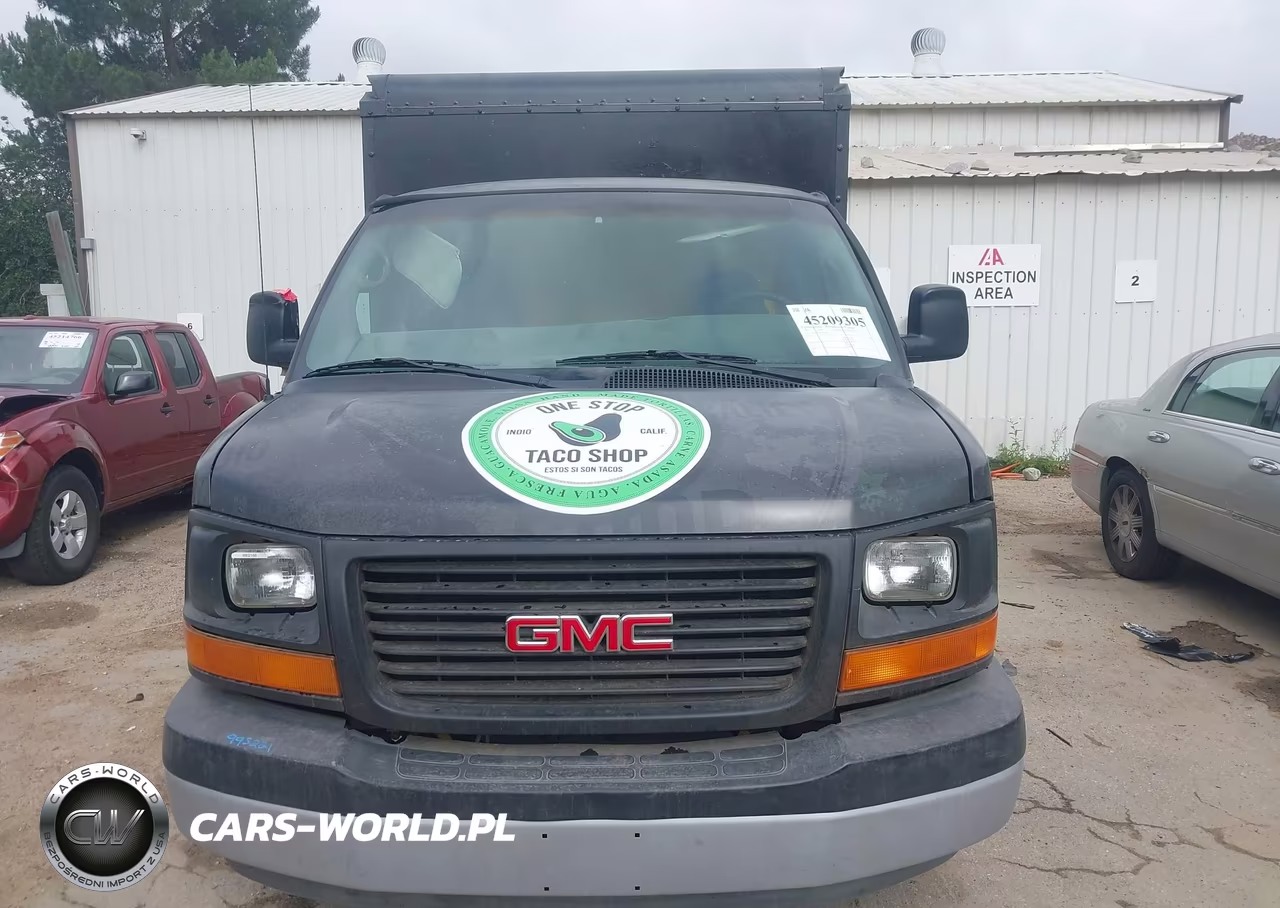 2004 GMC Savana Cutaway Standard VIN:1GDGG31V541906484 - 12