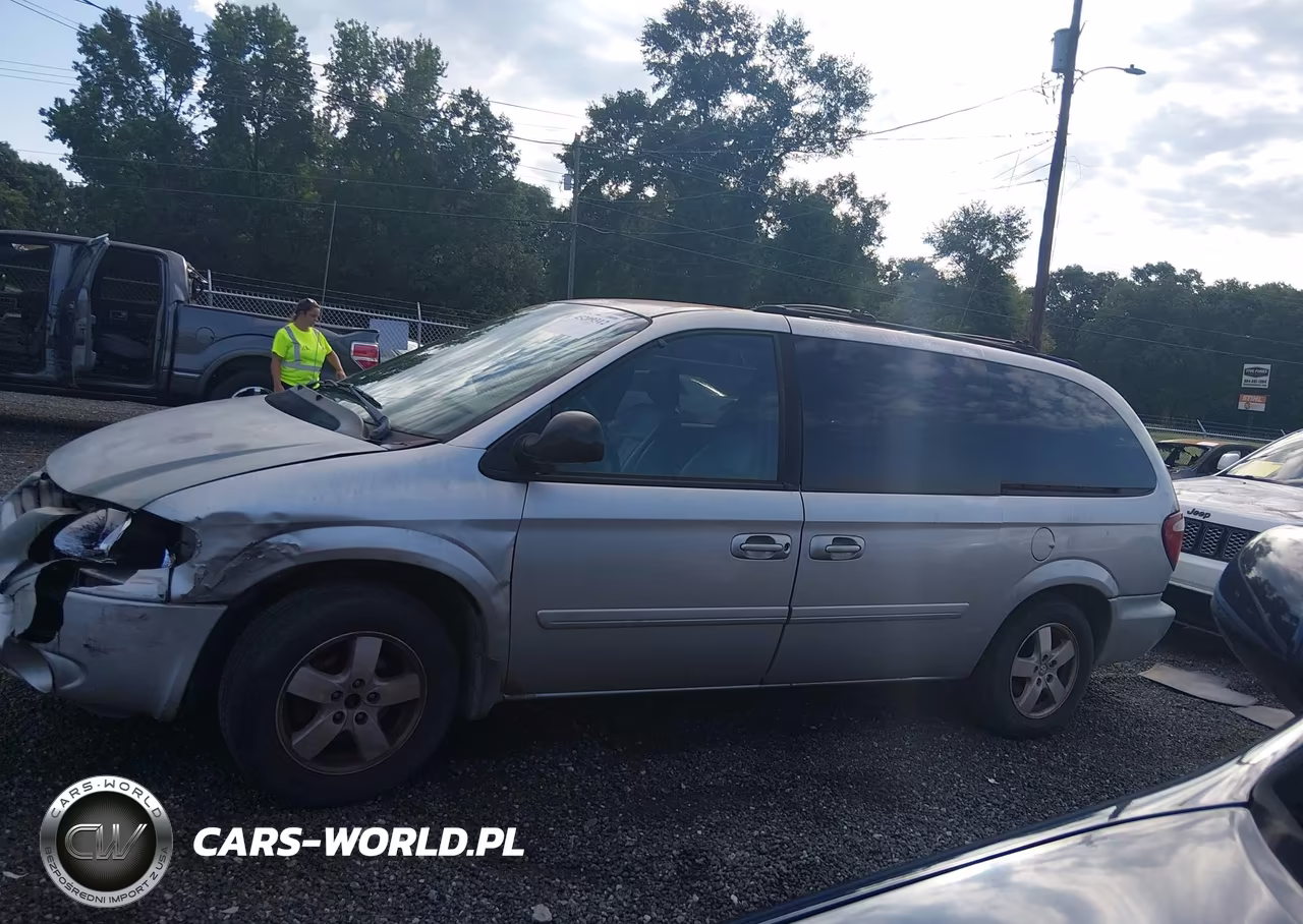 2005 Dodge Grand Caravan Sxt VIN:2D4GP44L95R186465 - 13