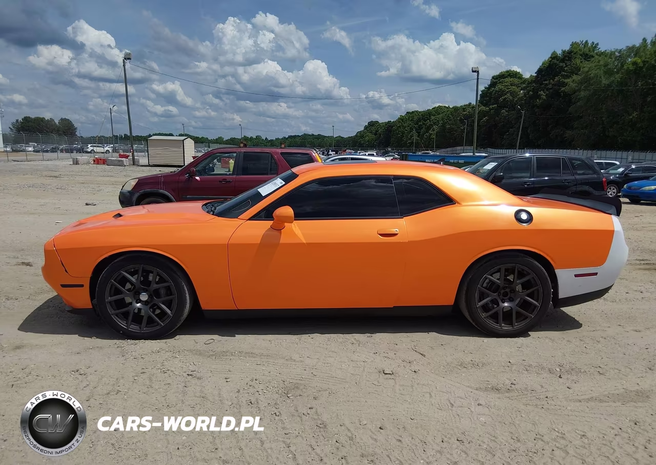 2016 Dodge Challenger R-T Scat Pack VIN:2C3CDZFJ3GH255502 - 14