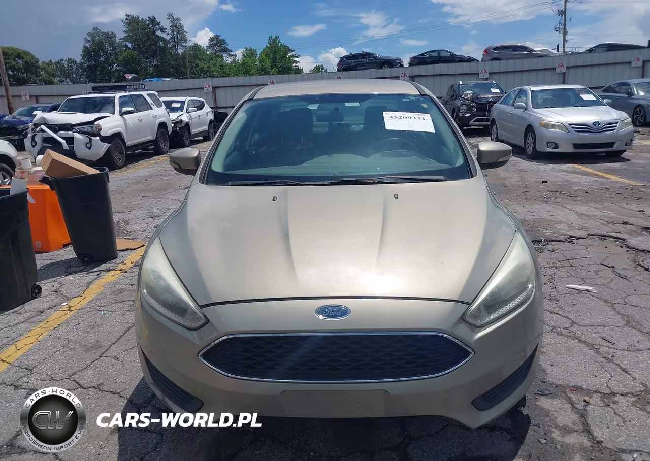 2016 Ford Focus Se VIN:1FADP3F23GL365259 - 11