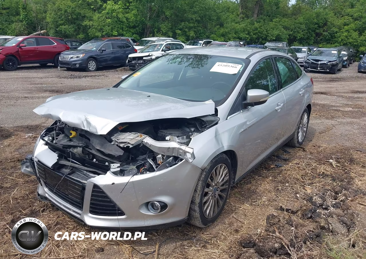 2012 Ford Focus Titanium VIN:1FAHP3J2XCL479763 - 2