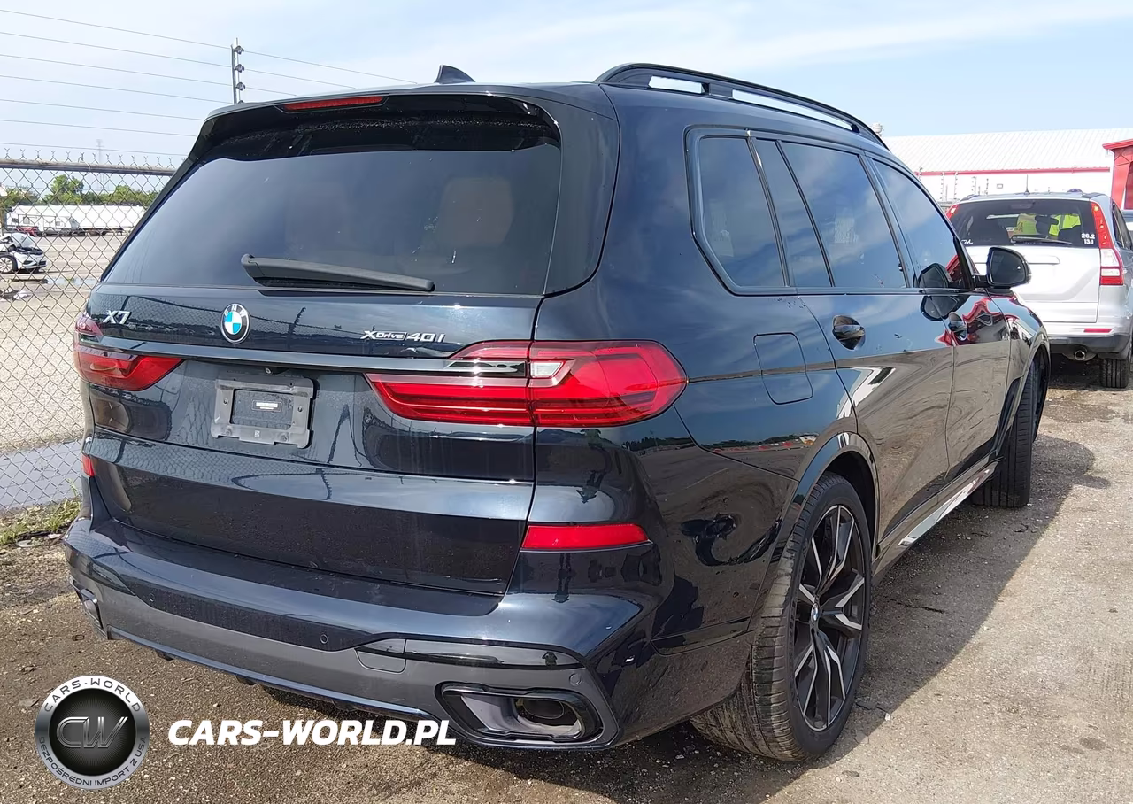 2022 BMW X7 xDrive40I VIN:5UXCW2C09N9M04127 - 4