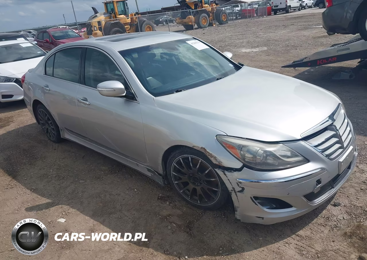 2013 Hyundai Genesis 5.0 R-Spec – zdjęcie 1 z 15