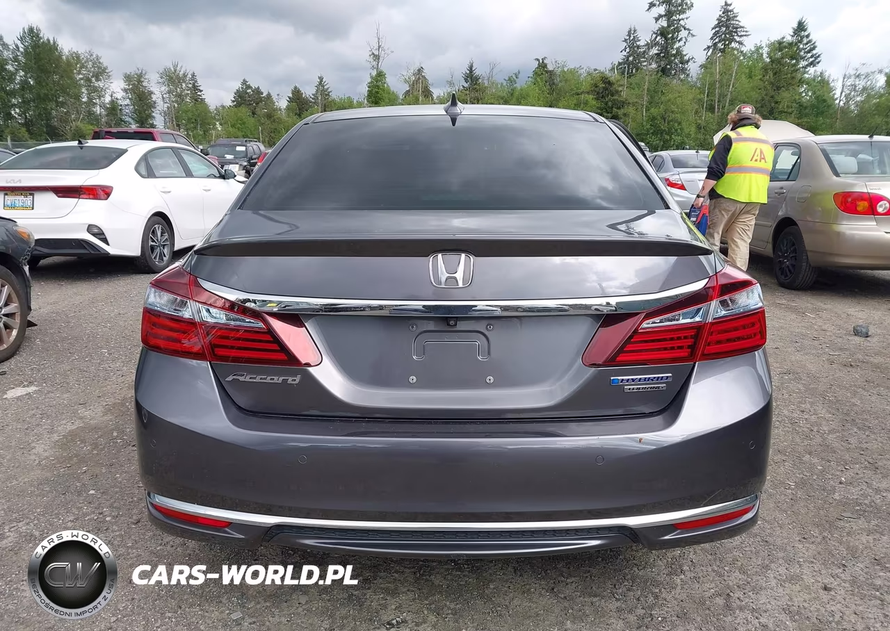 2017 Honda Accord Hybrid Touring VIN:JHMCR6F72HC013190 - 16