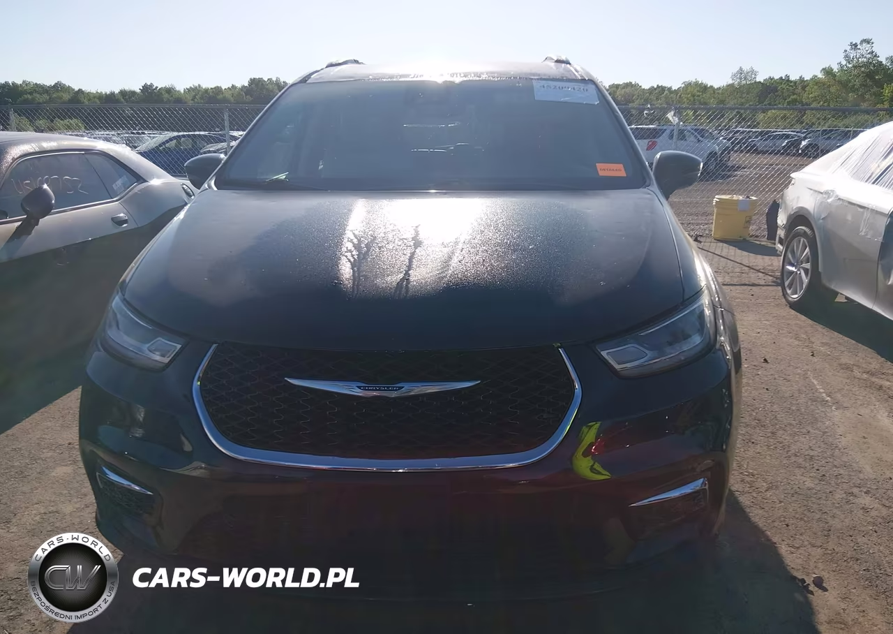 2021 Chrysler Pacifica Touring L VIN:2C4RC1BG8MR589146 - 12