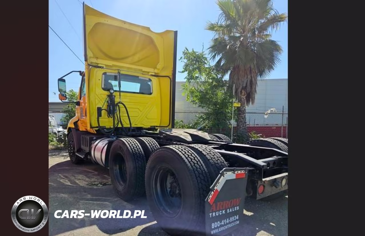2018 International Rh VIN:3HCDWTZR2JL634338 - 3