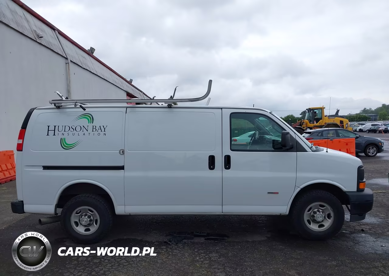 2017 Chevrolet Express 2500 Work Van VIN:1GCWGAF16H1349178 - 13