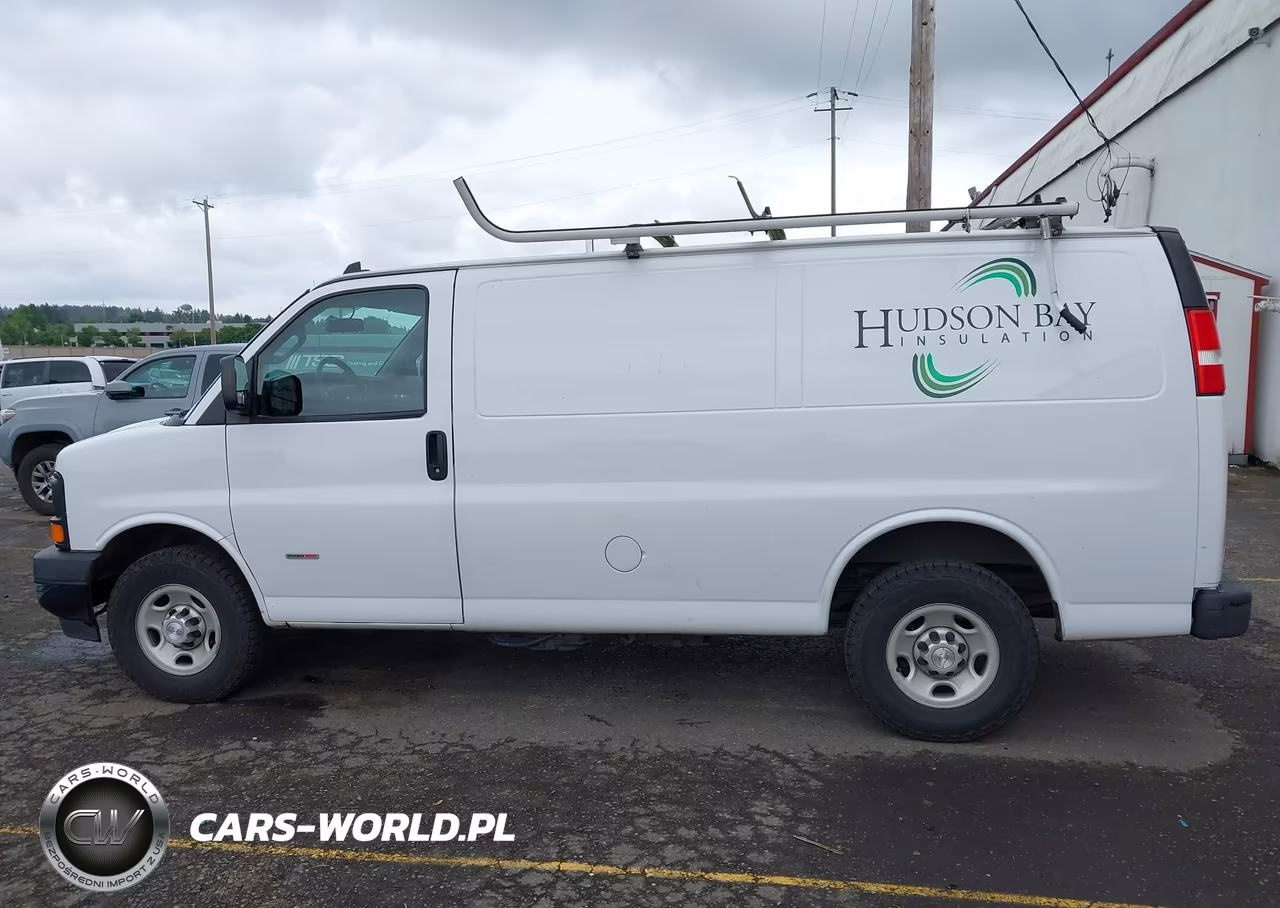 2017 Chevrolet Express 2500 Work Van VIN:1GCWGAF16H1349178 - 14
