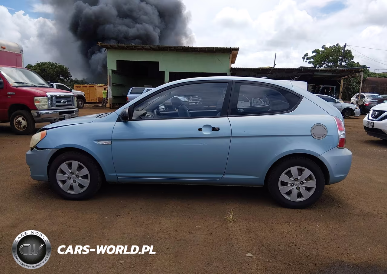 2009 Hyundai Accent Gs VIN:KMHCM36C29U118265 - 14