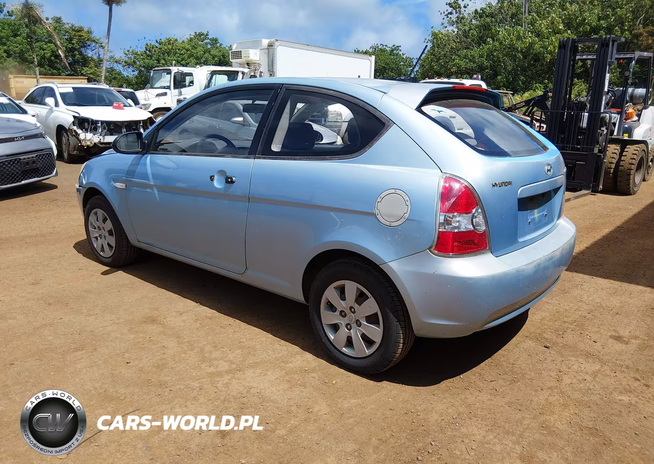 2009 Hyundai Accent Gs VIN:KMHCM36C29U118265 - 3
