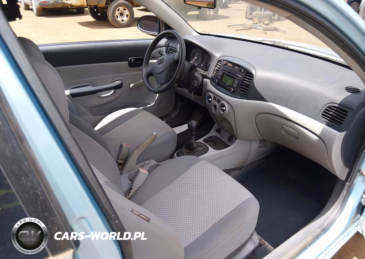 2009 Hyundai Accent Gs VIN:KMHCM36C29U118265 - 5