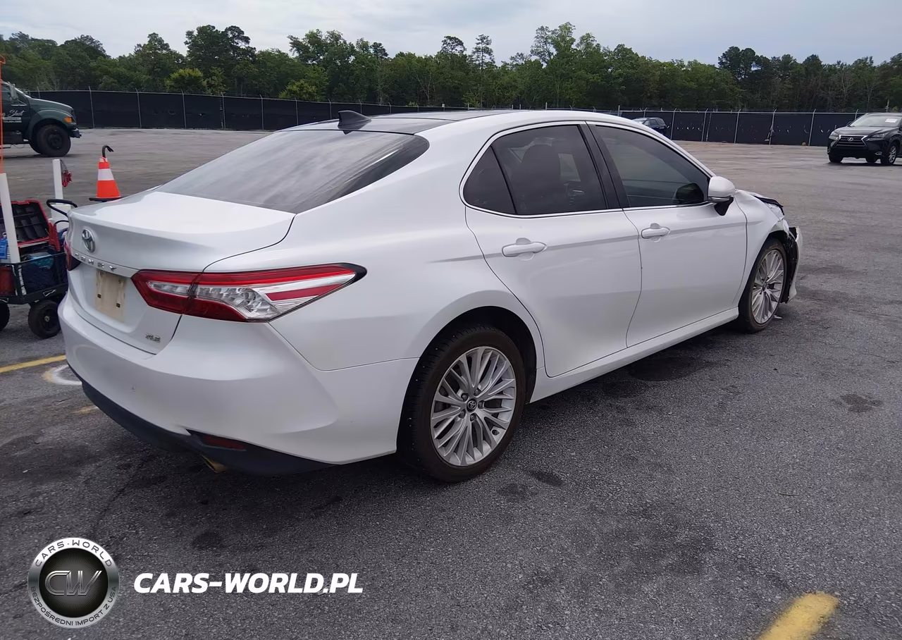 2020 Toyota Camry Xle V6 VIN:4T1FZ1AK9LU034467 - 4