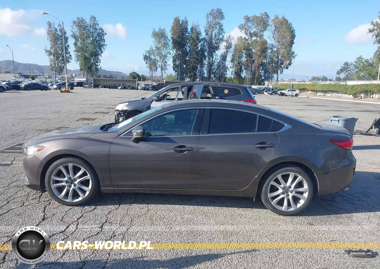 2017 Mazda Mazda6 Touring VIN:JM1GL1V53H1112555 - 14