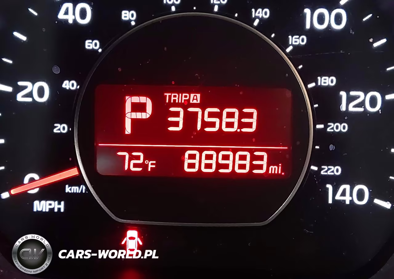 2016 Kia Soul VIN:KNDJN2A28G7831779 - 16