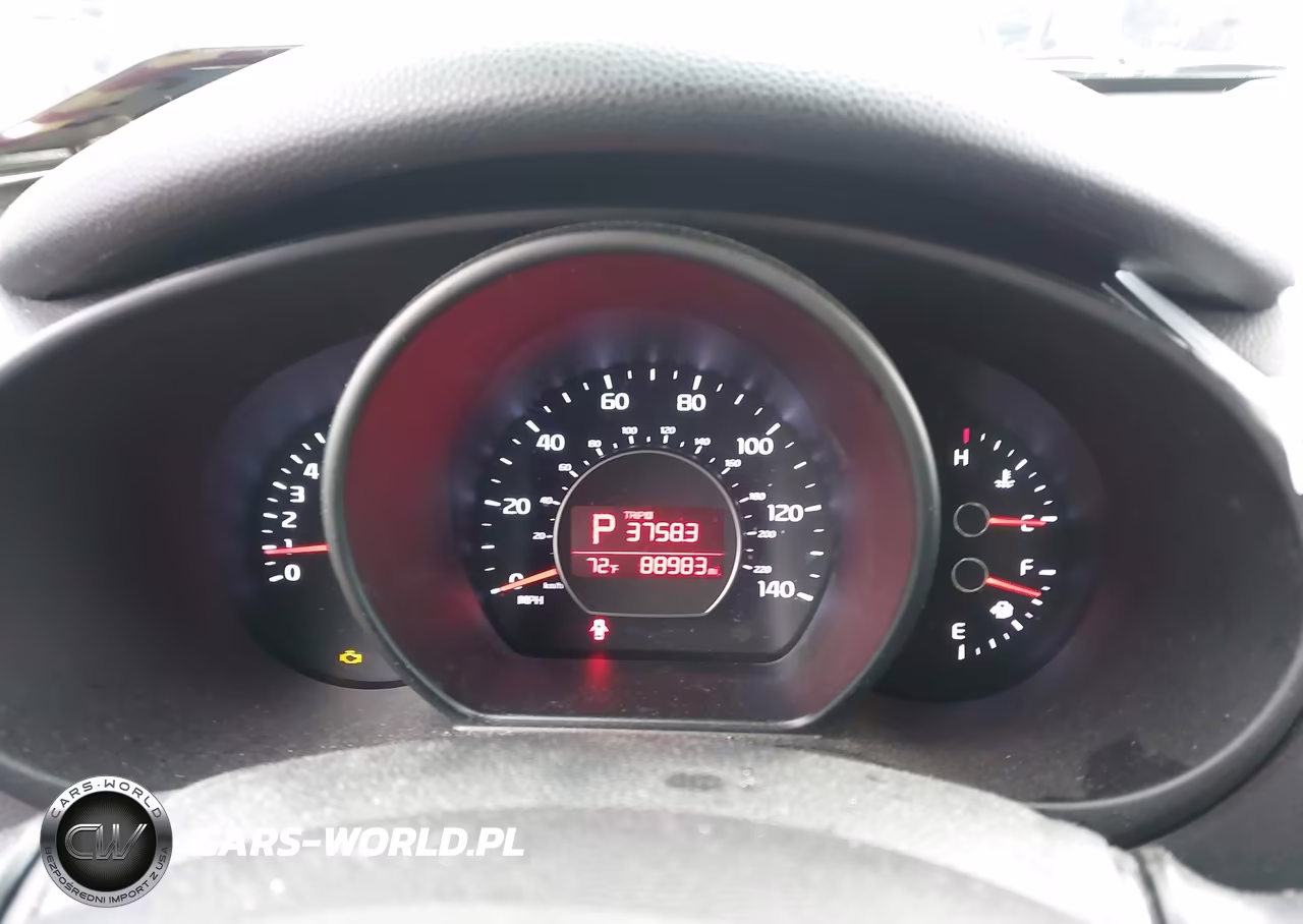 2016 Kia Soul VIN:KNDJN2A28G7831779 - 7