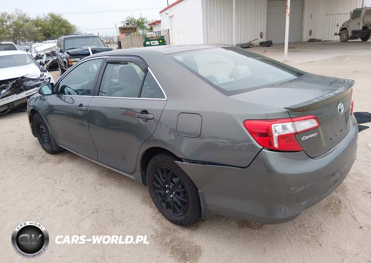 2012 Toyota Camry Le VIN:4T1BF1FK4CU555807 - 3