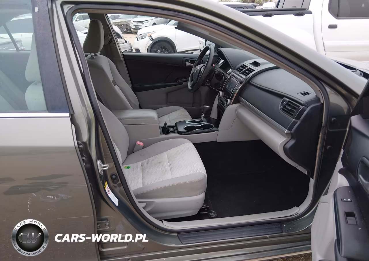 2012 Toyota Camry Le VIN:4T1BF1FK4CU555807 - 5