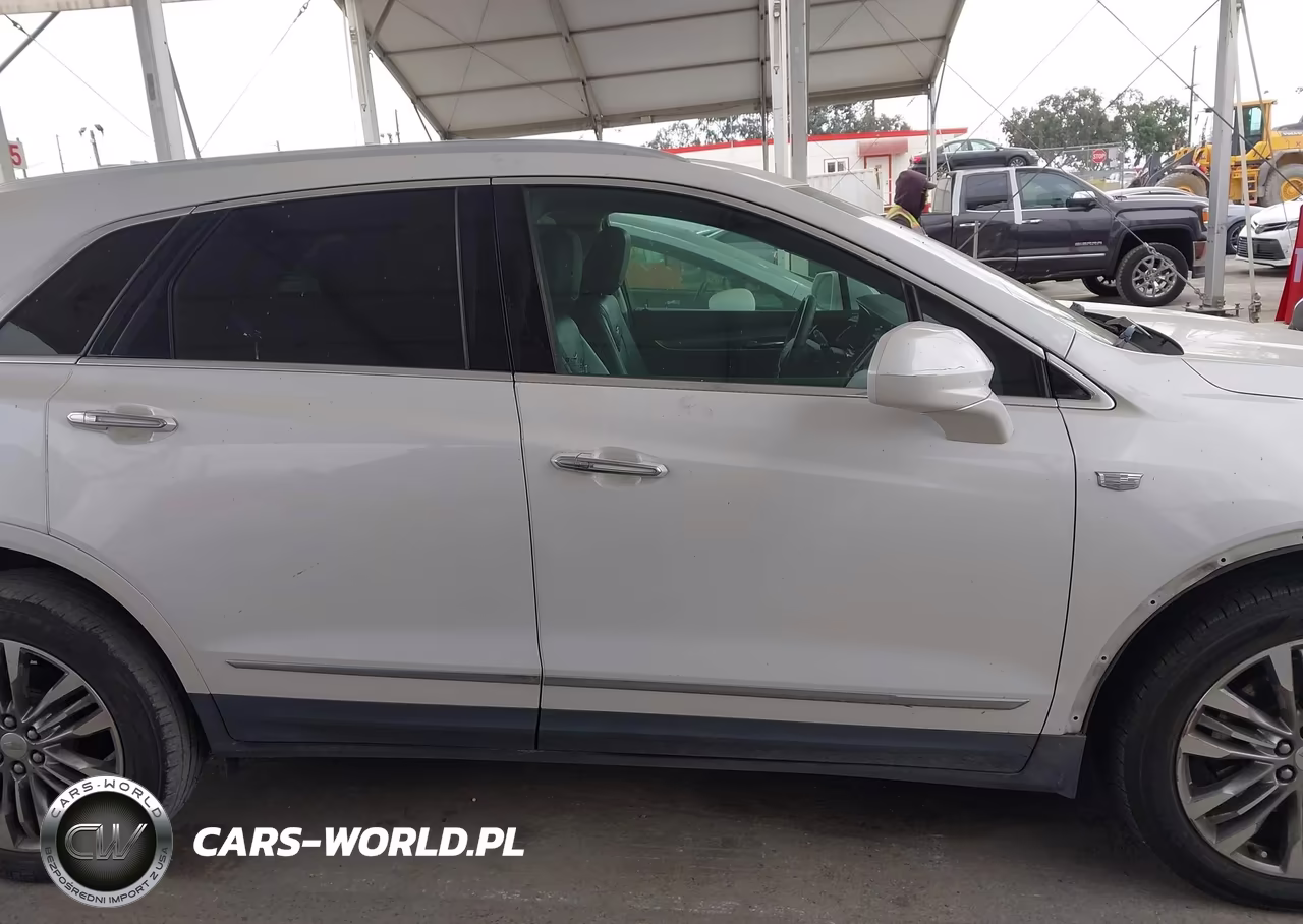 2017 Cadillac Xt5 Premium Luxury VIN:1GYKNCRS7HZ137860 - 13