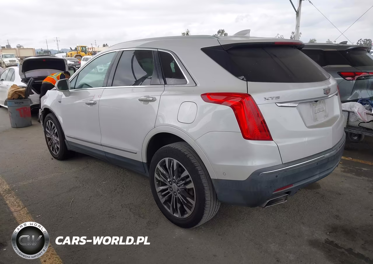 2017 Cadillac Xt5 Premium Luxury VIN:1GYKNCRS7HZ137860 - 3