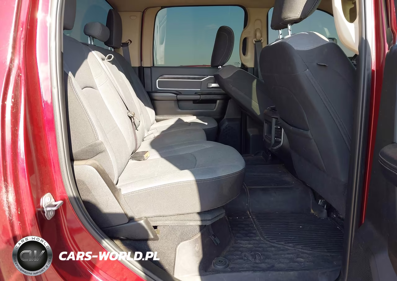 2019 Ram 3500 Big Horn 4X4 8' Box VIN:3C63RRHL2KG671231 - 7