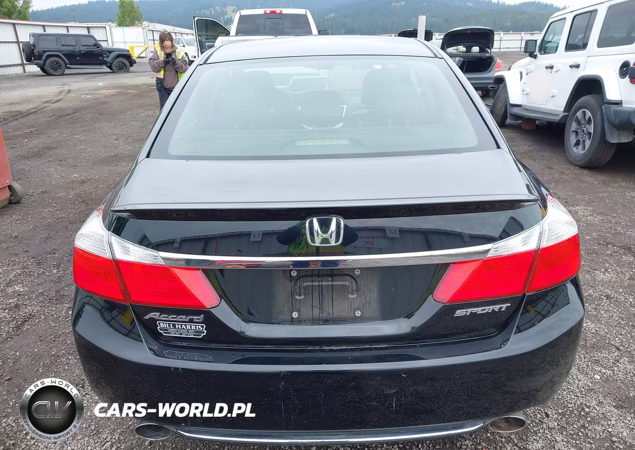 2014 Honda Accord Sport VIN:1HGCR2F52EA118412 - 17