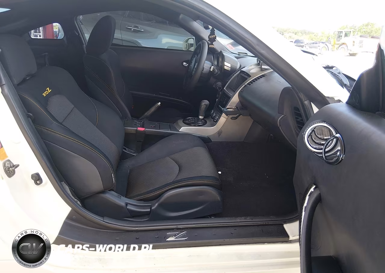 2003 Nissan 350Z Touring VIN:JN1AZ34EX3T010722 - 5