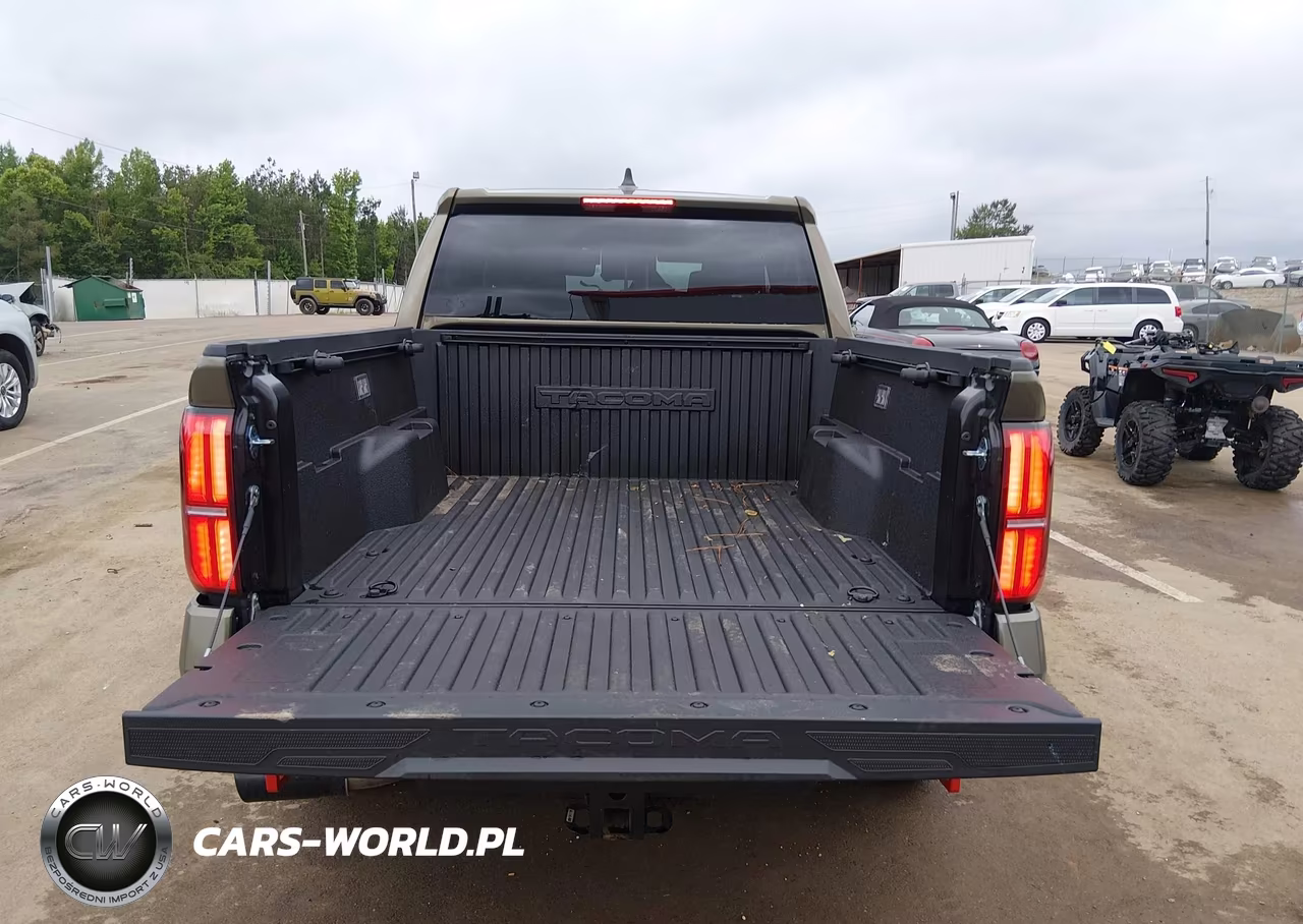 2026 Toyota Tacoma Trd Off Road VIN:3TMLB5JNXTM265024 - 17