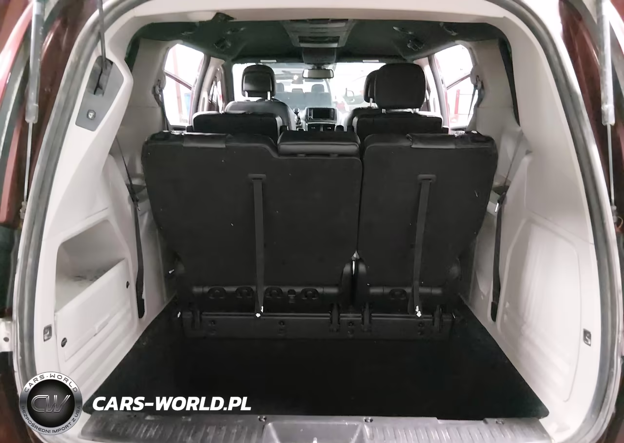 2019 Dodge Grand Caravan Sxt VIN:2C4RDGCG4KR689563 - 17