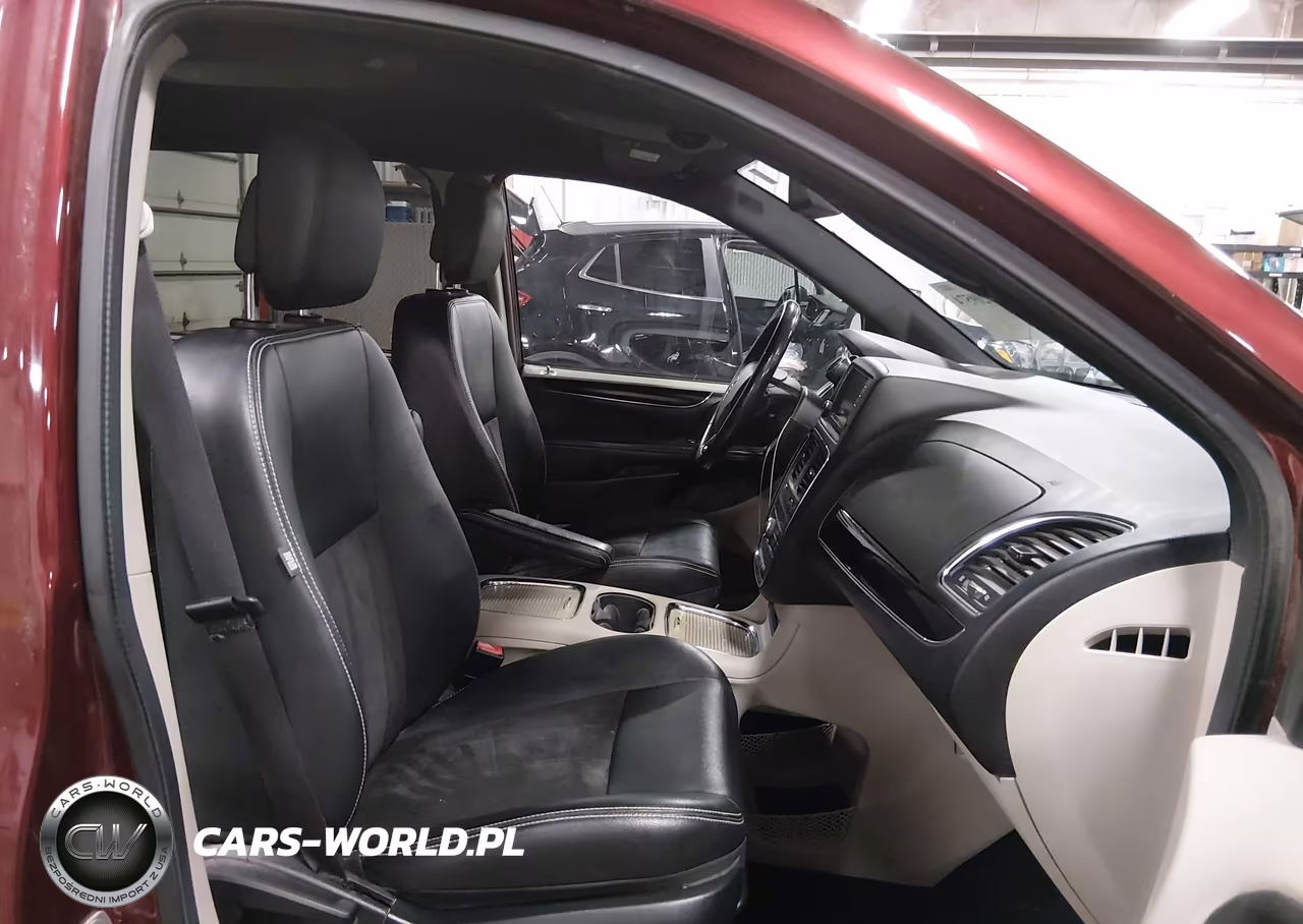 2019 Dodge Grand Caravan Sxt VIN:2C4RDGCG4KR689563 - 5