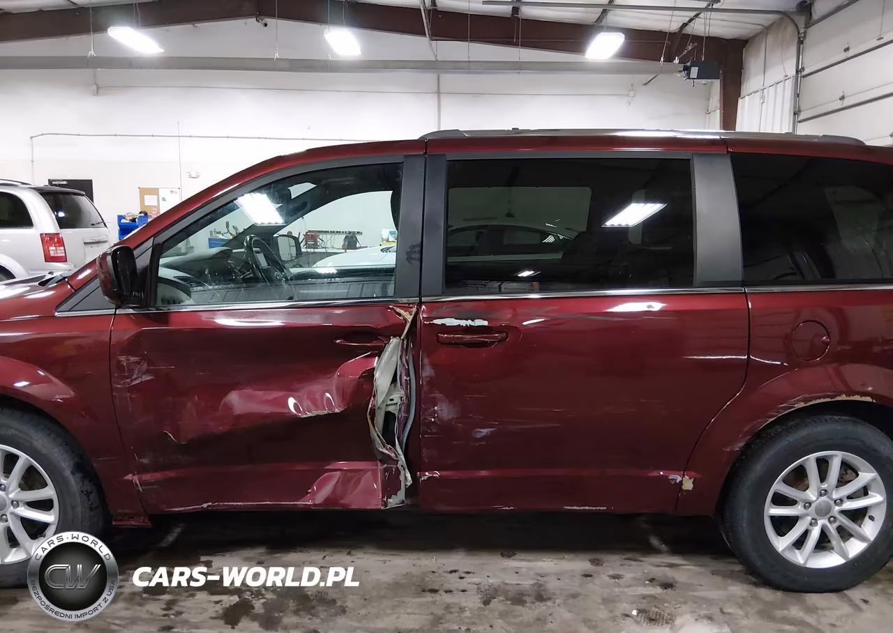 2019 Dodge Grand Caravan Sxt VIN:2C4RDGCG4KR689563 - 6