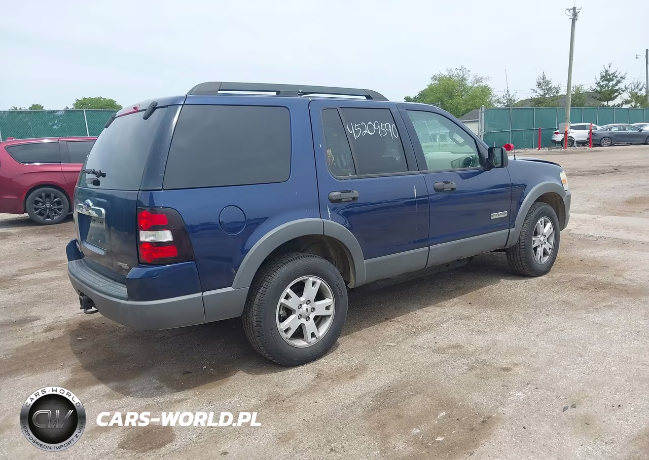 2006 Ford Explorer Xlt VIN:1FMEU73886UA53434 - 4